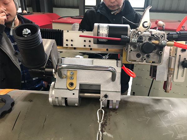 Máquina de soldadura orbital