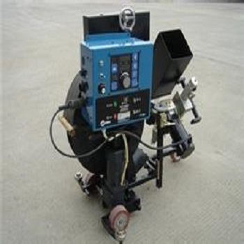 Máquina automática de soldadura a tope y esquina de costura para tanque de GNL