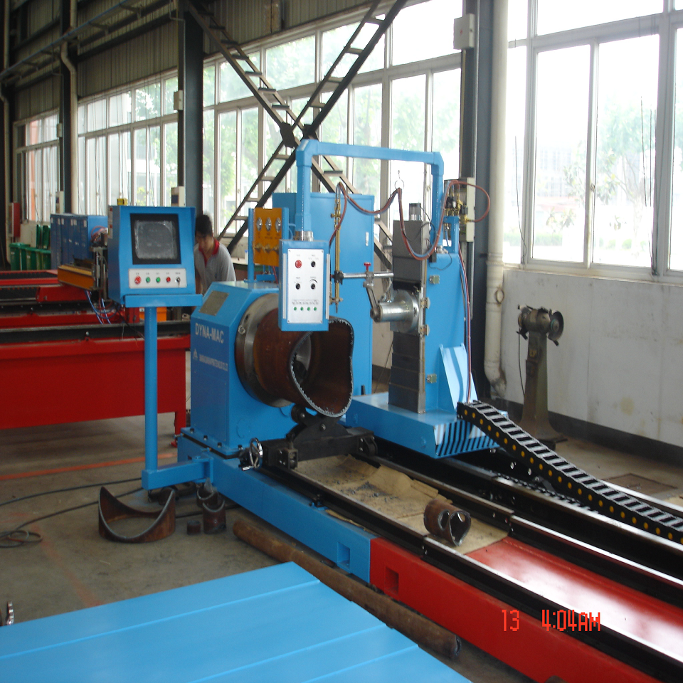 Máquina cortadora de tubos de plasma y llama de 5 ejes CNC de alta eficiencia para carretes de tubos de acero criogénicos